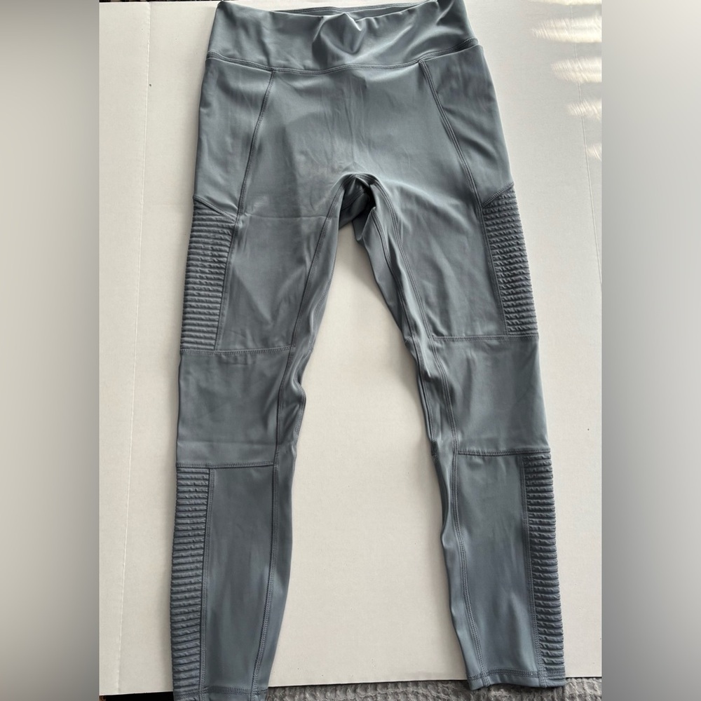 NWT‎ Fabletics HIGH- WAISTED MOTION365+ MOTO leggings. Size XL Stormcloud